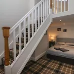 Apartment Flat 2 23 Hyde Park Road *