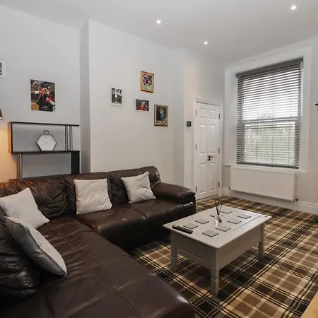 Апартаменты Flat 2 23 Hyde Park Road